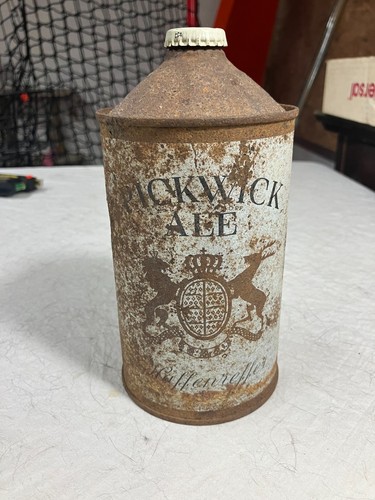 Pickwick ale quart 32oz cone - ale,